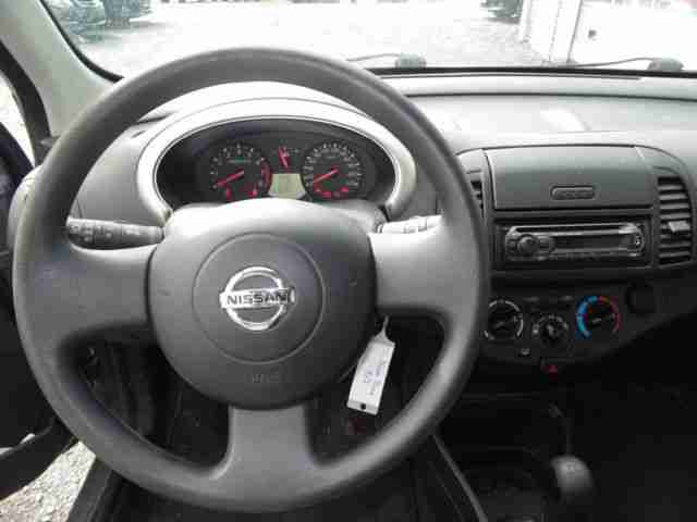 Nissan Micra Visia // 5-Gang, Scheckheft