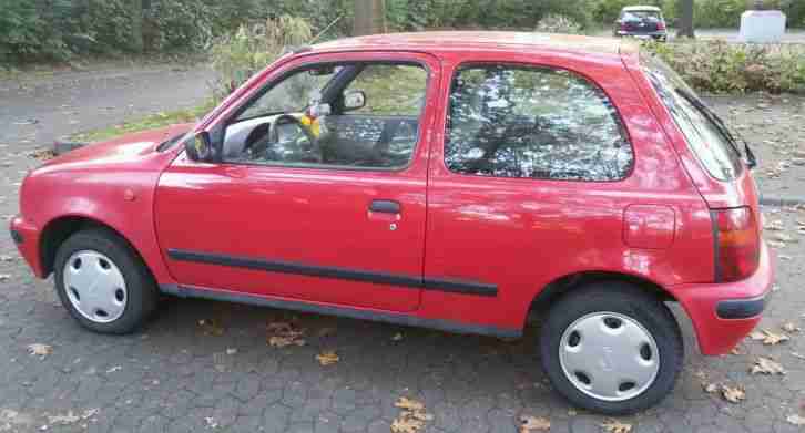 Nissan Micra rot Kleinwagen Top Auto sparsam Anfänger Winter Auto