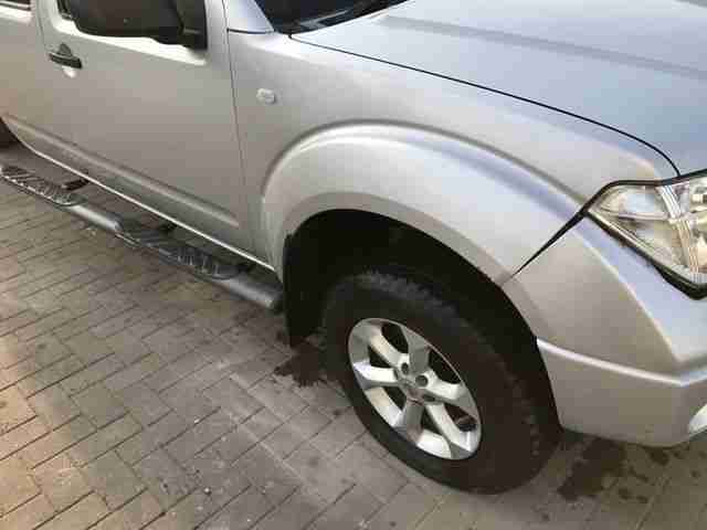 Nissan NAvara DCI 171 ps 2008 Ohne Motor