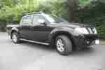 Navara 2.5 dCi 4X4 30Tkm AHK LEDER.