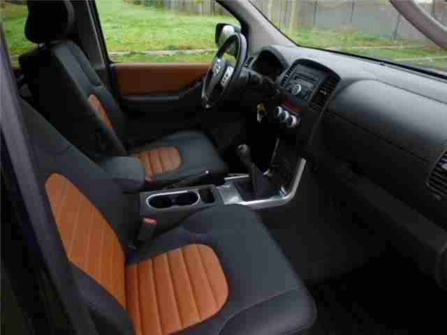 Nissan Navara 2.5 dCi 4X4 LEDER.!!!