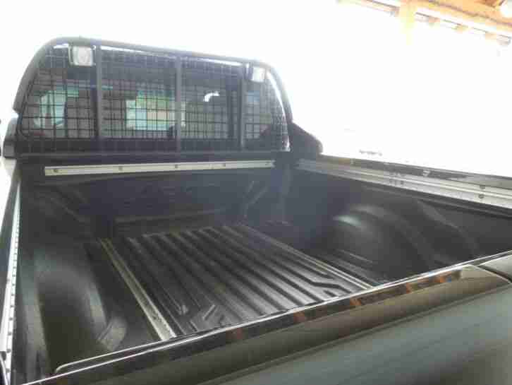 Nissan Navara King Cab SE
