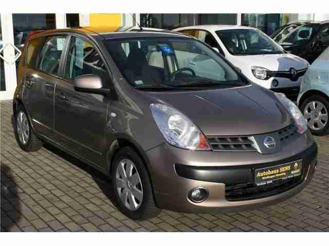 Nissan Note 1.4 acenta mit Anhängekupplung