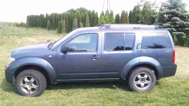 Nissan Pathfinder Schwedischen Papieren kein Navara