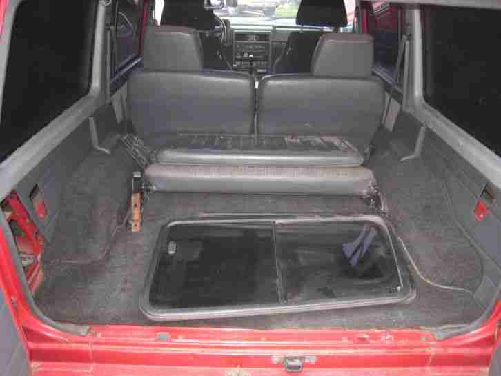 Nissan Patrol Y60A Geländewagen