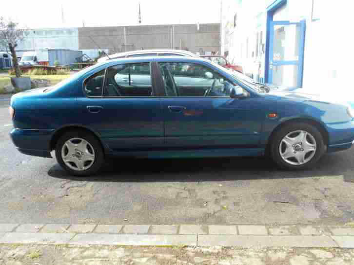 Nissan Primera 1.8