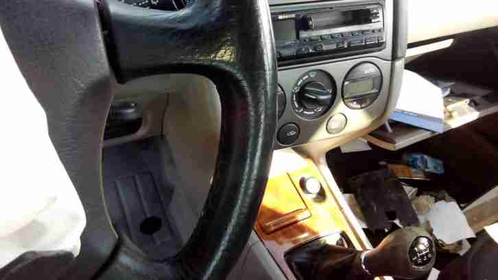 Nissan Primera P11 Unfall