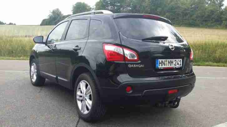 Nissan Qashqai 2.0 dCi 4x4 DPF Automatik, Tekna, Leder, Vollausst., AHK,110KW!!!