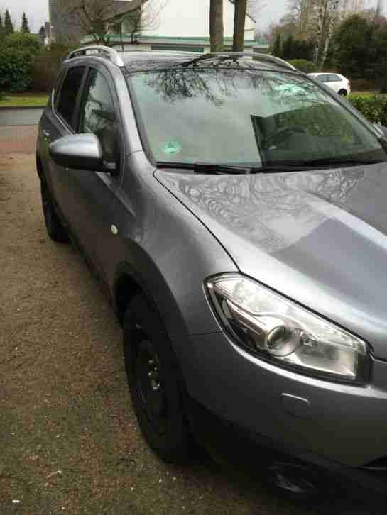 Nissan Qashqai + 2, Erstzulassung 09/2011, 49000 km, grau Metallic