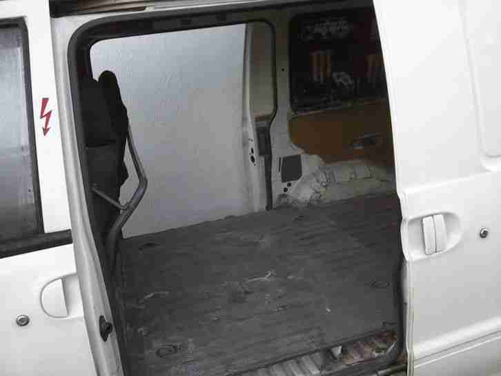 Nissan Van Serena
