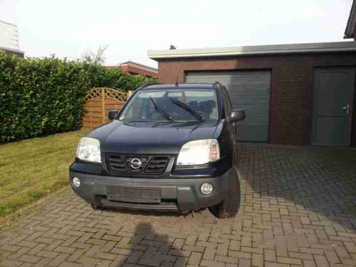 Nissan X-Trail 2.2 Di 4x4 T30 mit TÜV 01.2018