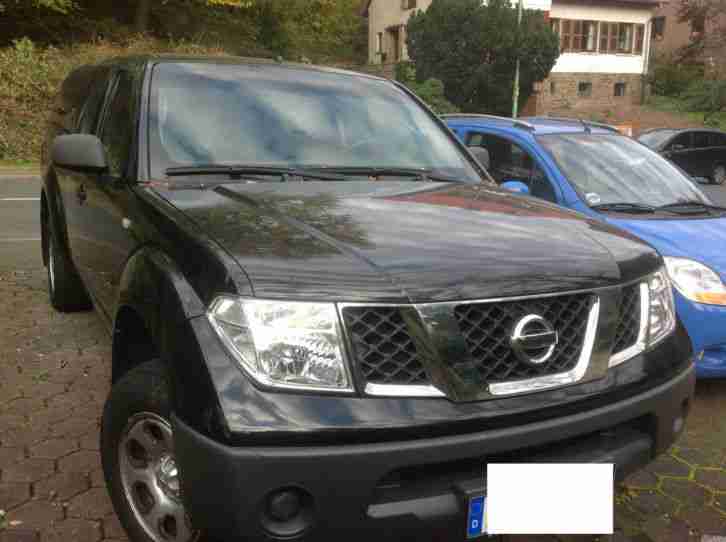 Nissana Navara 2 Türer mit Allrad und Aufsatz 84350KM 2008 Erstzulassung