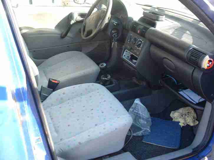 OPEL COMBO DIESEL HUNDEFÄNGER/CADDY HANDWERKERFAHRZEUG 157 TKM