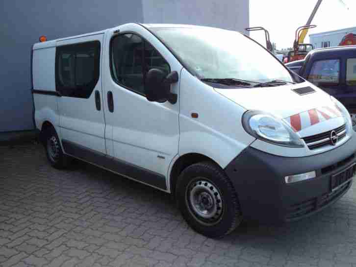 OPEL VIVARO ERSTE HAND WERKSTATTAUSRÜSTUNG ALARMANLAGE STANDHEIZUNG BJ 2006 AHK