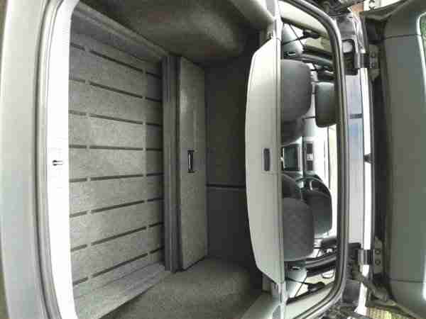 Octavia 2.0 Kombi gepfl. vieles neu, wenig Km.