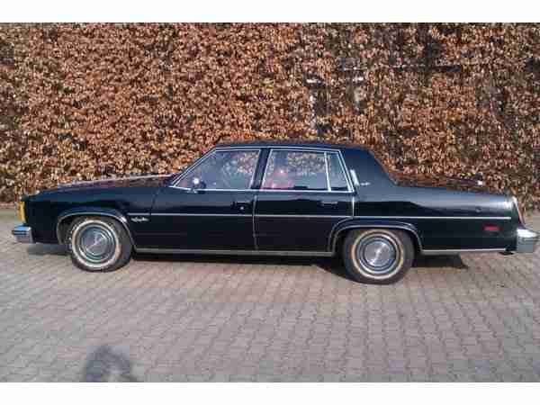 Oldsmobil Regency 98 /Nighty Eight /Limosine mit 84800km aus 2.Hand /Garagenwage