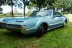 Oldsmobile Toronado 425 rocket engine hardtop sport