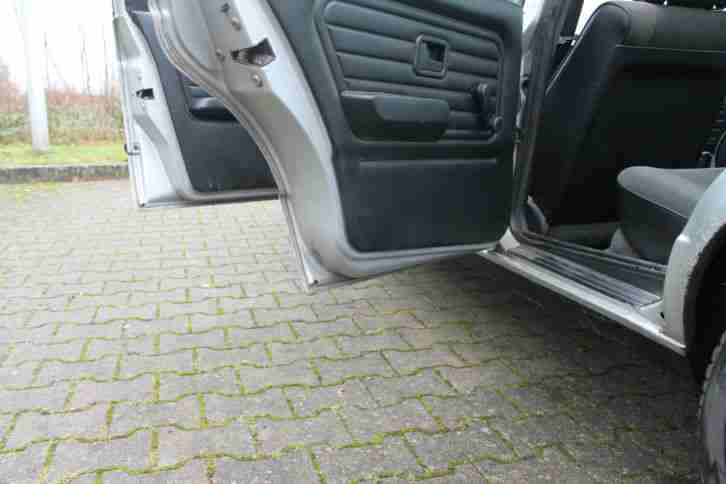 Oldtimer BMW 324 TDS