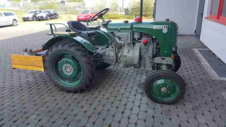 Oldtimer Traktor Steyr T 80 ( 15 er )