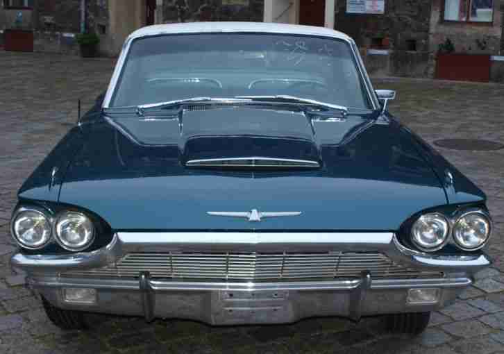 Oltimer US Car V8 1965 Ford Thunderbird Landau restauriert Vinyl Top gern Tausch