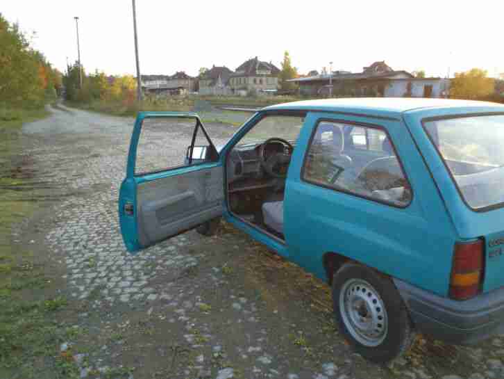 Opel A Corsa Bj.1992 mit Anhängerkupplung