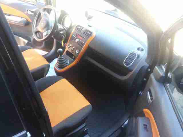 Opel Agila 1.2 Edition Klimaanlage Orange Interieur