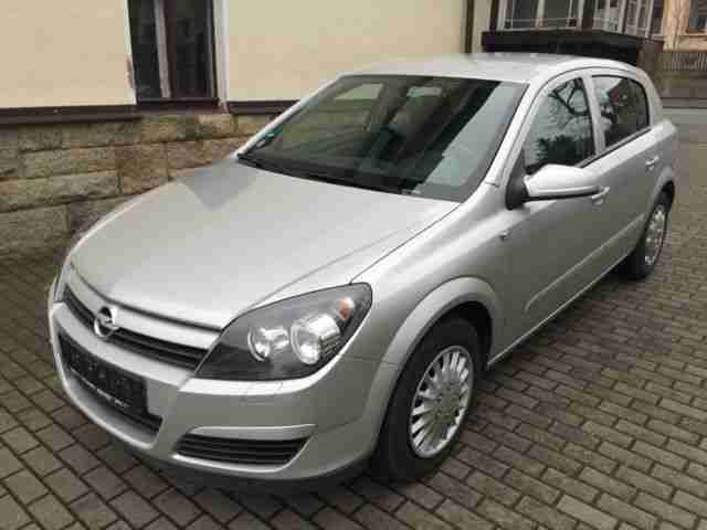 Astra 1.4 Edition 1.Hand 8 fach bereift