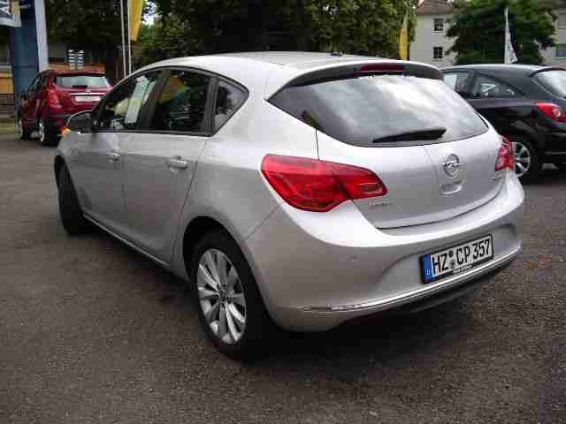 Opel Astra 1.4T 140 PS Active Vorführwagen Turbo 5-Türer Limousine