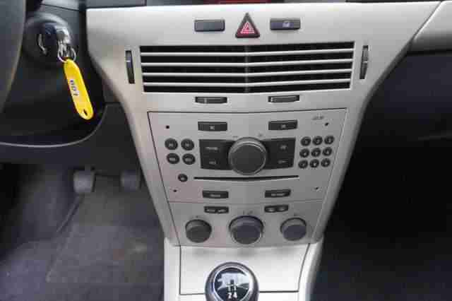 Opel Astra 1.4l Benzin Innovation *Alu/Klima/Xenon*