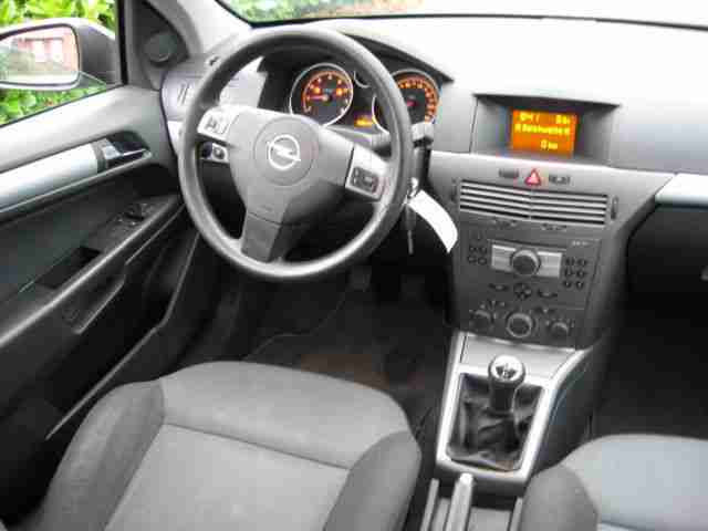 Opel Astra 1.6 Caravan Enjoy**Scheckheft**TÜV NEU**