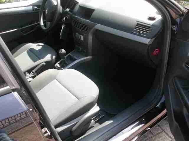 Opel Astra 1.6 Cosmo