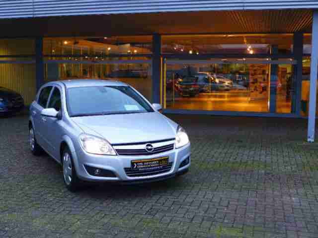 Opel Astra 1.6