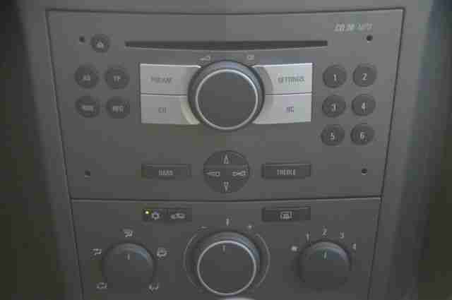 Opel Astra 1.6 Klima+Tempomat+Radio CD+BC