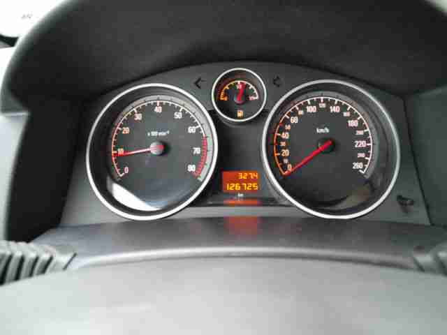 Opel Astra 1.6i 16V,Klimaautomatik,Alu,CD,8-fach,usw.