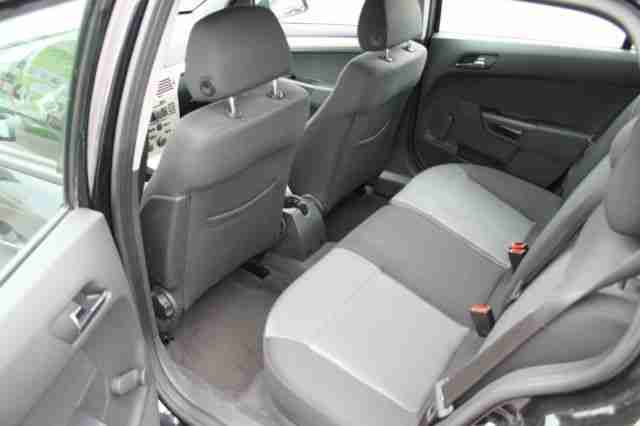 Opel Astra 1.7 CDTI Caravan DPF Edition 6Gang
