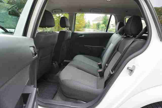 Opel Astra 1.7 CDTI Caravan DPF Edition **Navi**