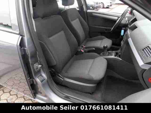 Opel Astra 1.7 CDTI>KLIMAAUTOMATIK>SCHECKHEFT>1. HAND