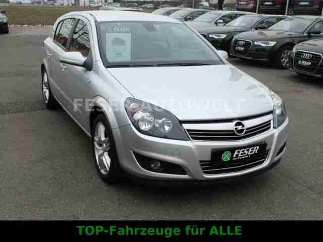 Opel Astra 1.8 Sport CD 30 MP3 TEMPOMAT KLIMA IDS