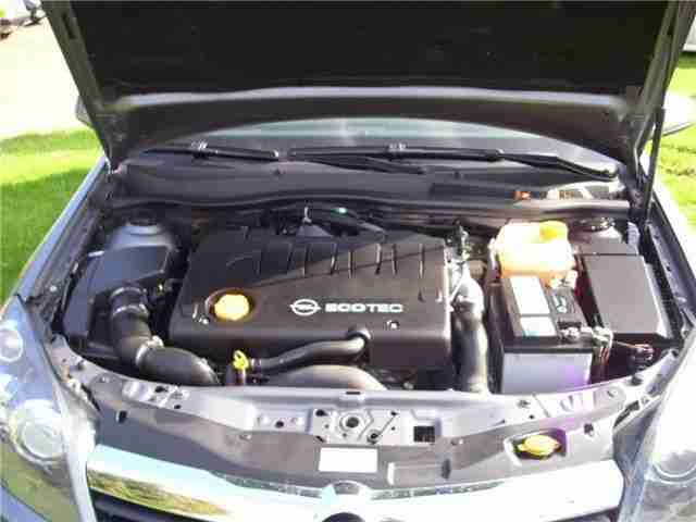 Opel Astra 1.9 CDTI Caravan DPF Automatik Navigations
