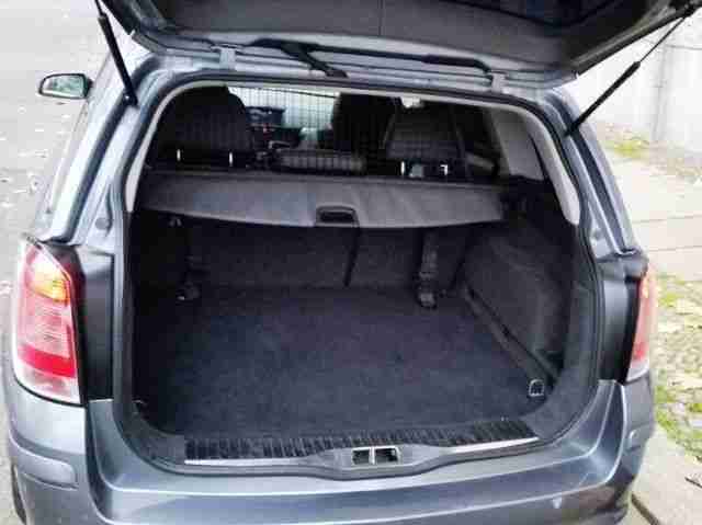 Opel Astra Caravan 1.9 CDTI DPF +Navi+Xenon+M&S+ESP
