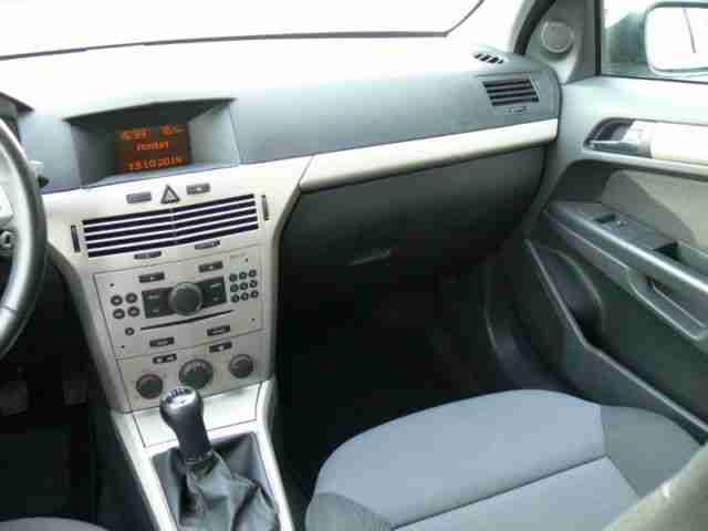 Opel Astra Caravan Edition ALU AHK Finanzierung mögli