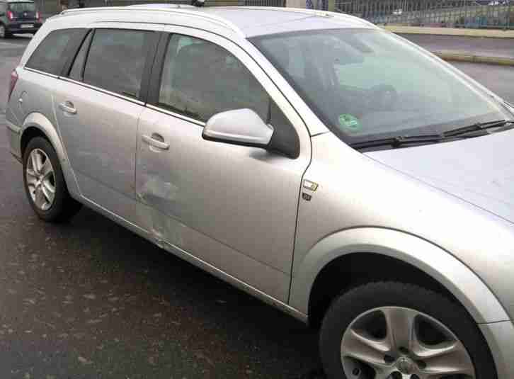 Opel Astra Caravan, Kombi, Automatik, Anhängerkupplung, Benzin, 140 PS
