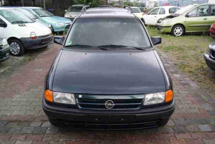 Opel Astra Caravan Standheizung, AHK, TÜV!!!