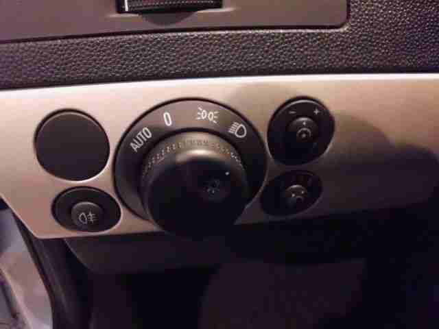 Opel Astra Edition, Klima, Tempomat, 33.390 KM