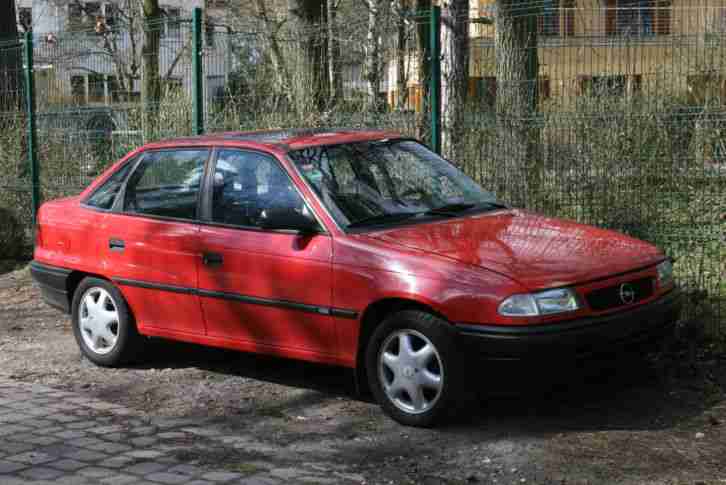Opel Astra F 1, 6 Ltr. EZ: 06 95, Tüv 05 16. Super Zustand. Perfekt gepflegt.