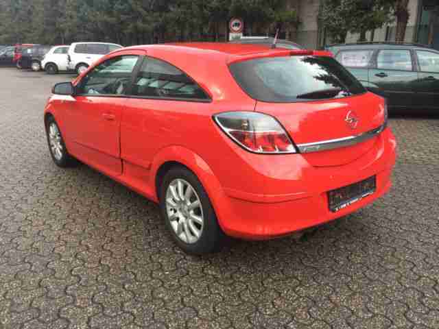 Opel Astra GTC 1.4 LPG