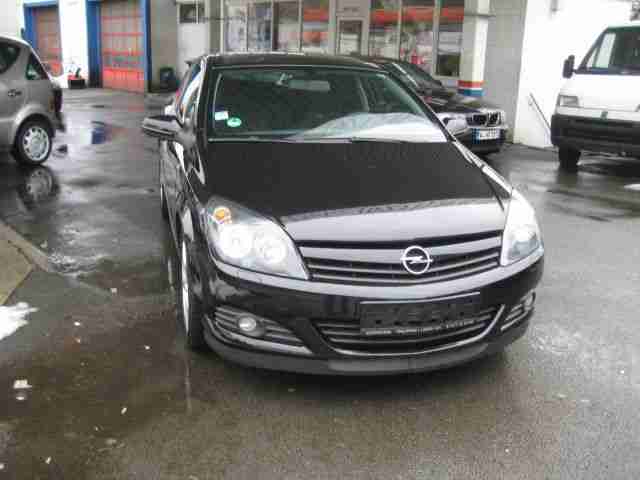 Opel Astra GTC 1.7 CDTI