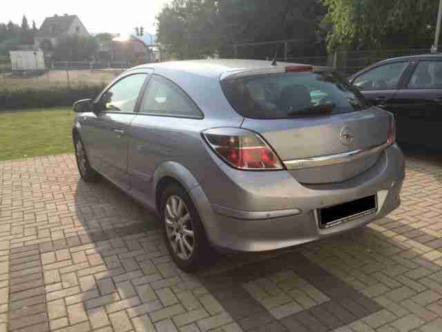 Opel Astra GTC