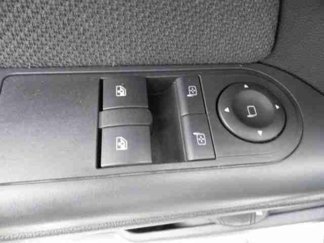 Opel Astra H 1.8 Car.*Xenon*Navi*Pano.*Standhzg.*AHK*