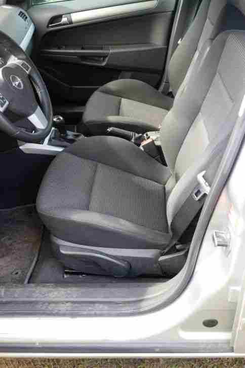 Opel Astra H Caravan. EZ 5/08, 87 T KM, AHK, Bixenon, voll scheckheftgepflegt